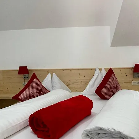 ホテル Berghof 3*