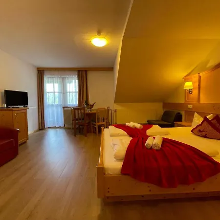 Berghof Hotel 4*