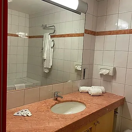 Berghof Ξενοδοχείο 3*