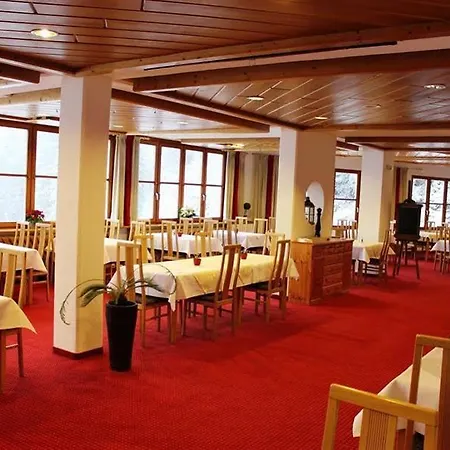 Berghof 3* ゾンネンアルペ・ナスフェルト